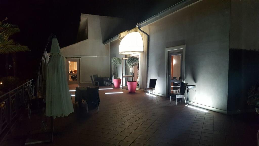 Hotel La Cavalera Augusta Kültér fotó