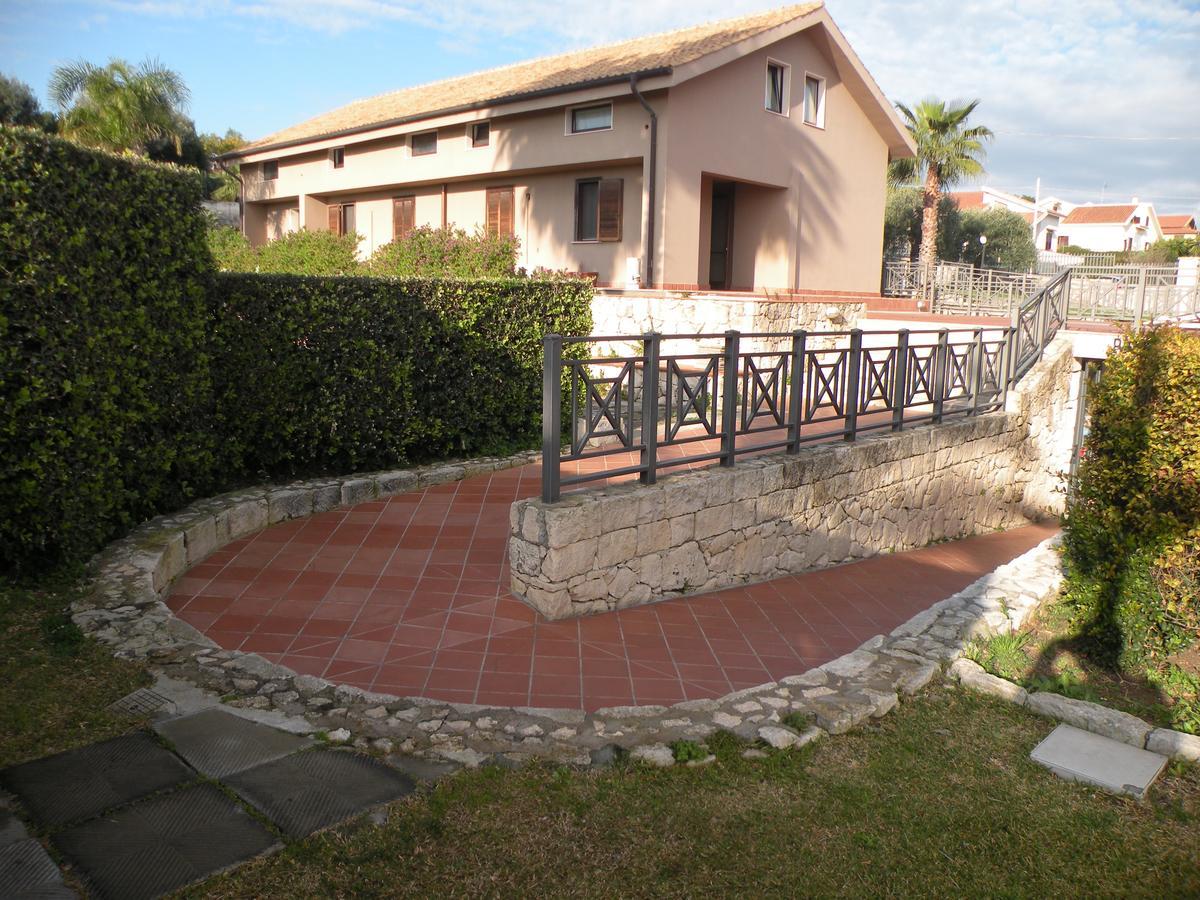 Hotel La Cavalera Augusta Kültér fotó