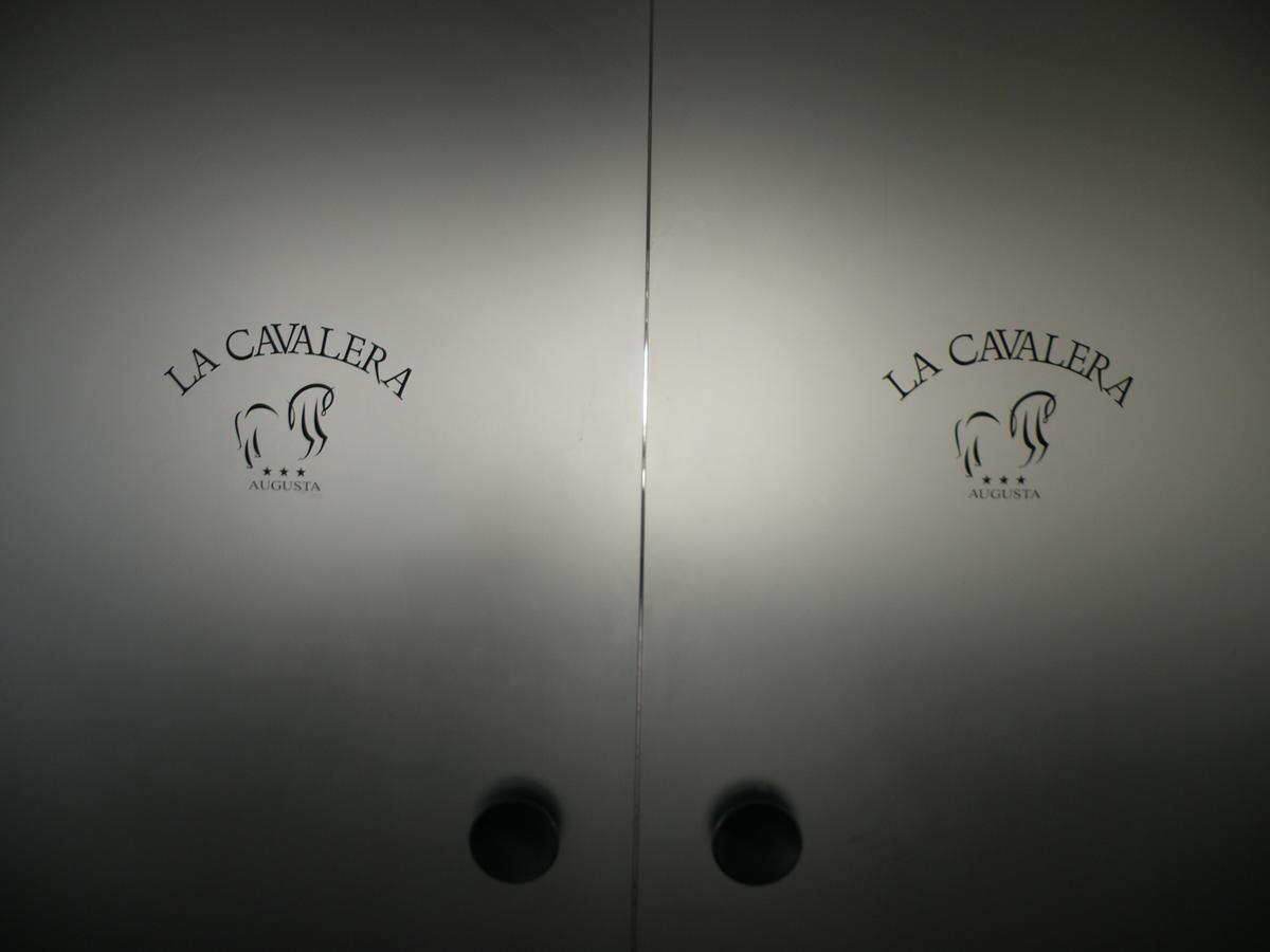 Hotel La Cavalera Augusta Kültér fotó