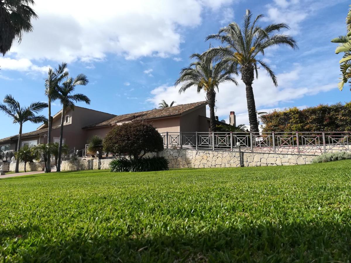 Hotel La Cavalera Augusta Kültér fotó